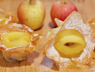 Tartaletas de pasta filo con manzanas